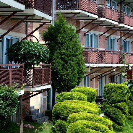 Himalaya Drishya Resort Дхуликхел Экстерьер фото