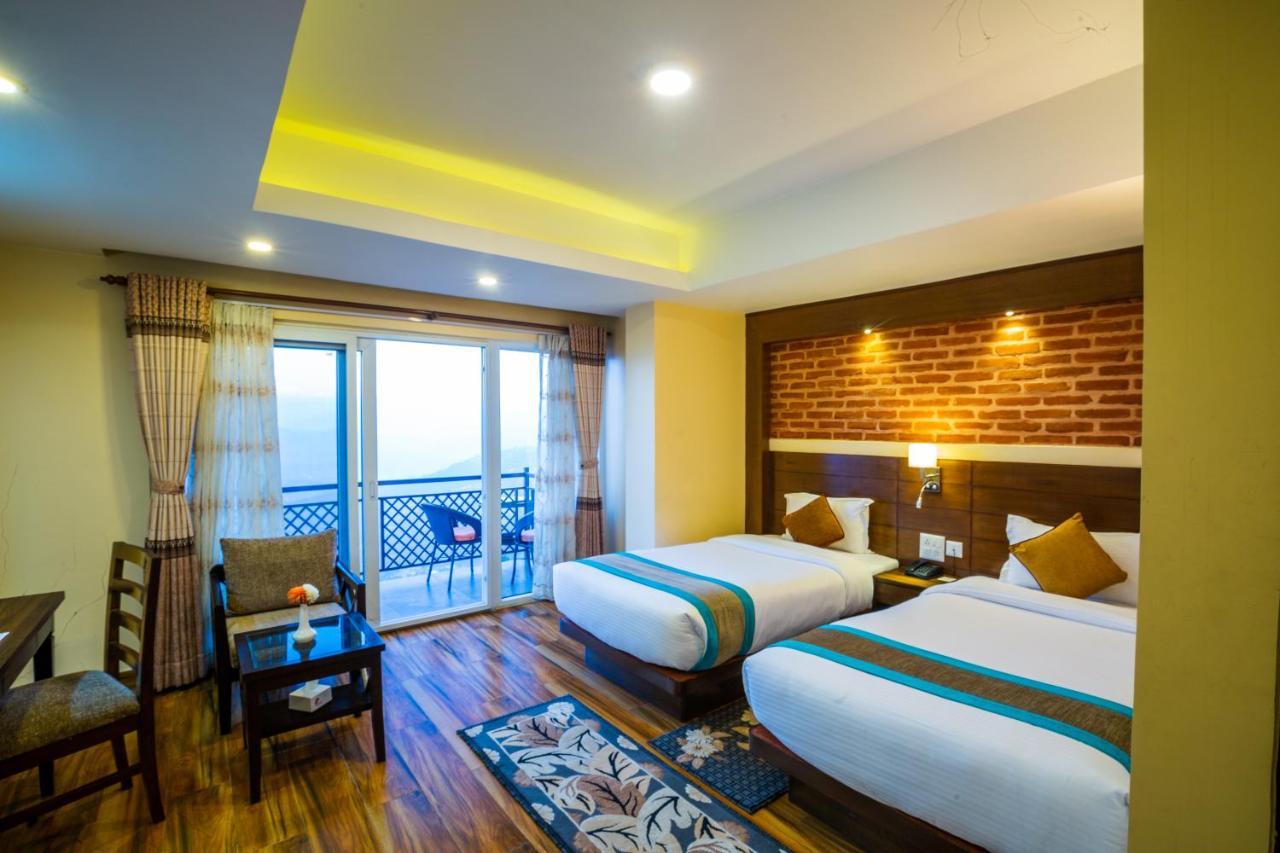Himalaya Drishya Resort Дхуликхел Экстерьер фото