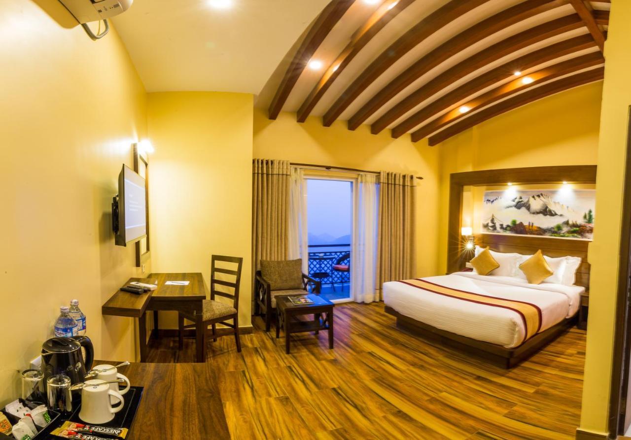 Himalaya Drishya Resort Дхуликхел Экстерьер фото